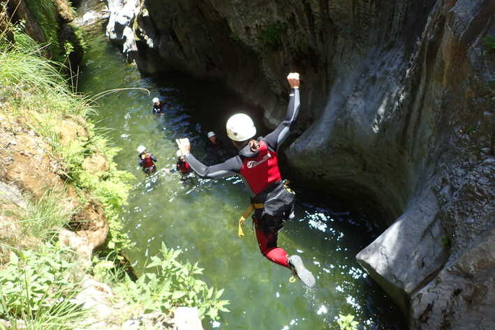 freeride outdoor village canyoning a finale ligure